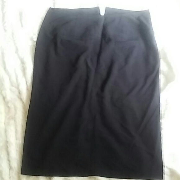 Larry Levine Stretch Casual Dress Skirt - Picture 5 of 5